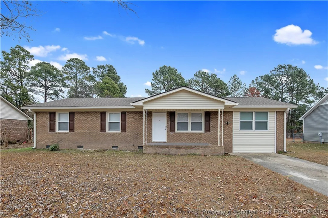 Primary Photo - 929 Hollydale Ln