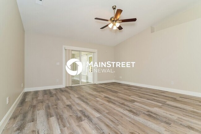 Building Photo - 3 Bedroom Pet-Friendly Home in CLERMONT, FL with Main Street Renewal