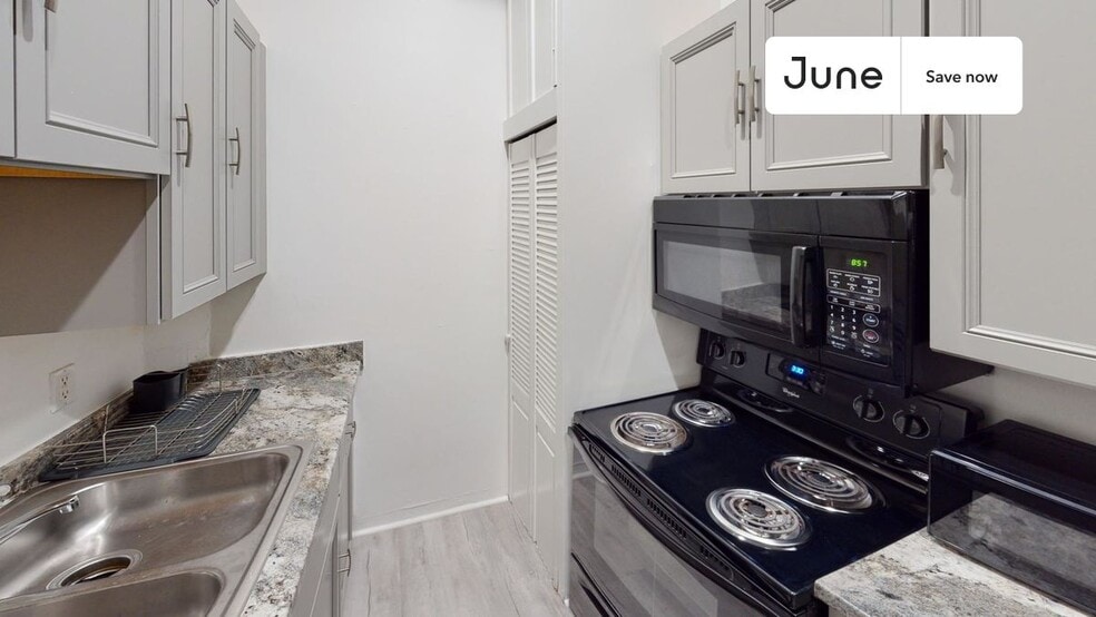 Building Photo - 4 Symphony Rd