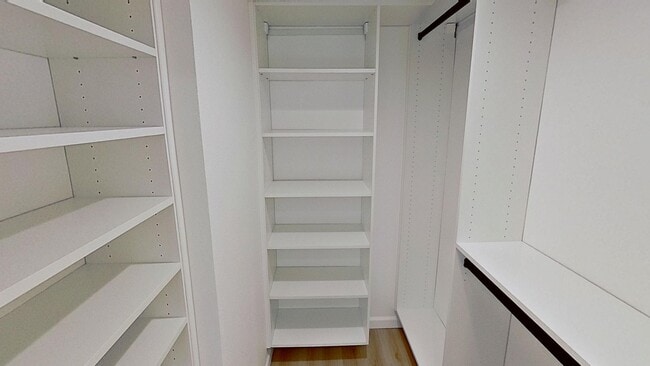 Building Photo - 1 bed/ 1 bath Condo in Goleta-Eucalyptus Grove HOA