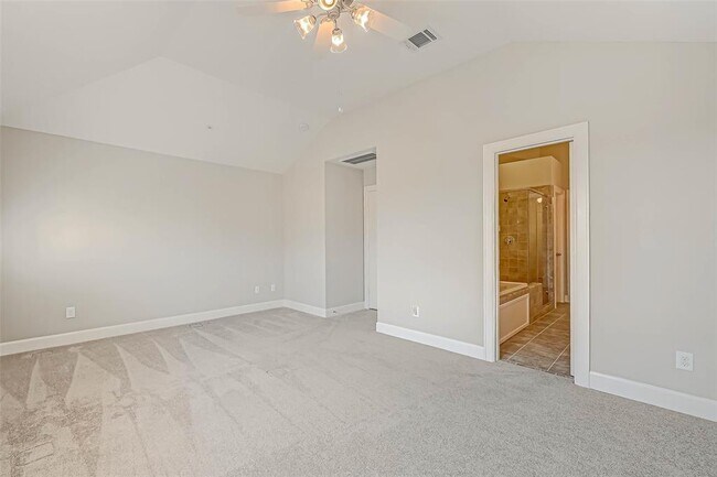 Building Photo - 2710 Hullsmith Dr