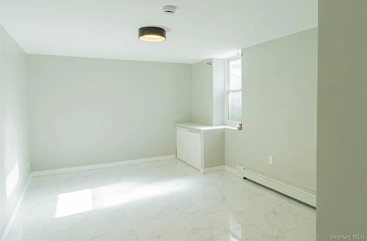 Building Photo - 168 Oldfield Ave