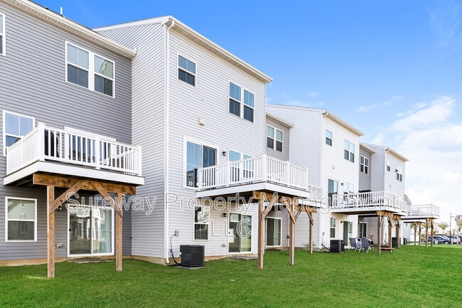 Building Photo - 12 Kohlmyer Dr