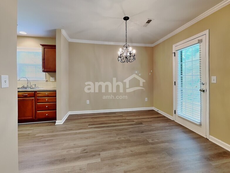 Building Photo - 120 Sweetgum Dr