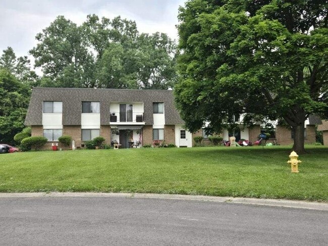Building Photo - 17 Stenwick Dr