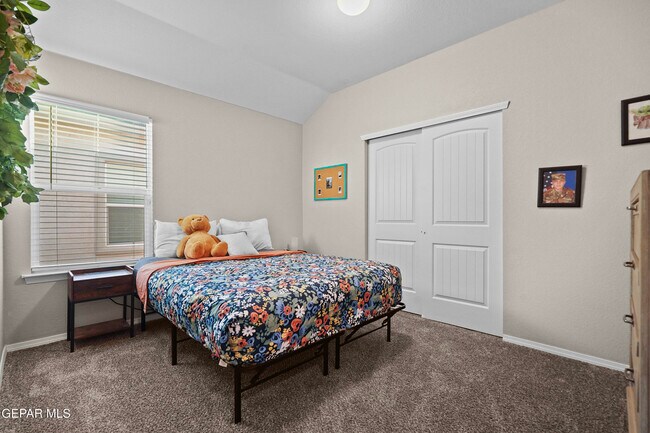 Building Photo - 12612 Don Norte St