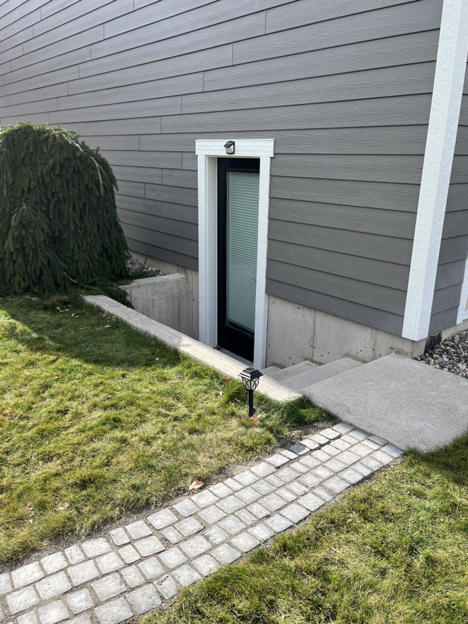 Building Photo - 603 Cornell Dr