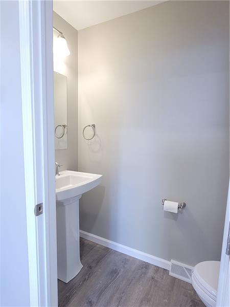 Building Photo - 1040 Wilson Pl