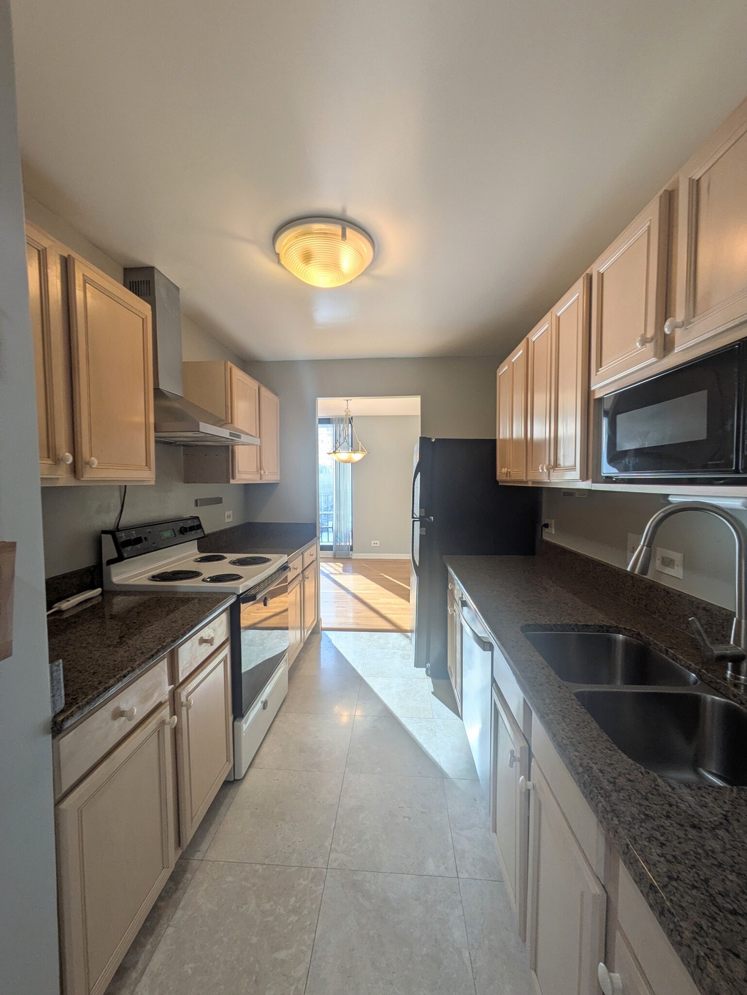 Building Photo - 70 W Huron St