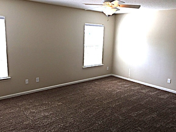 Building Photo - 244 Tigers Paw Dr