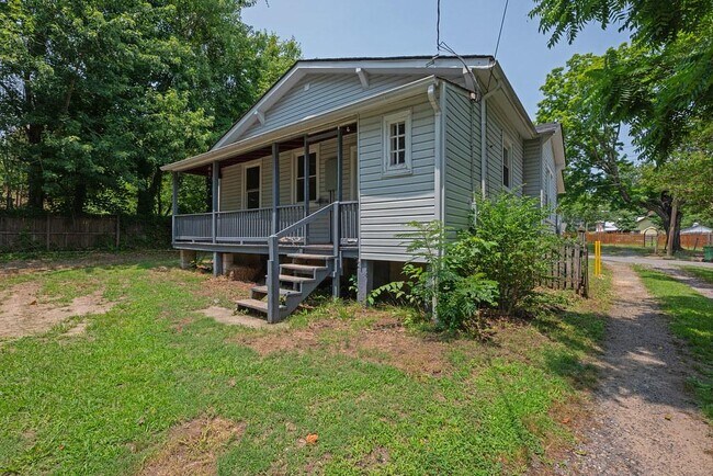 Building Photo - 1505 Vista St