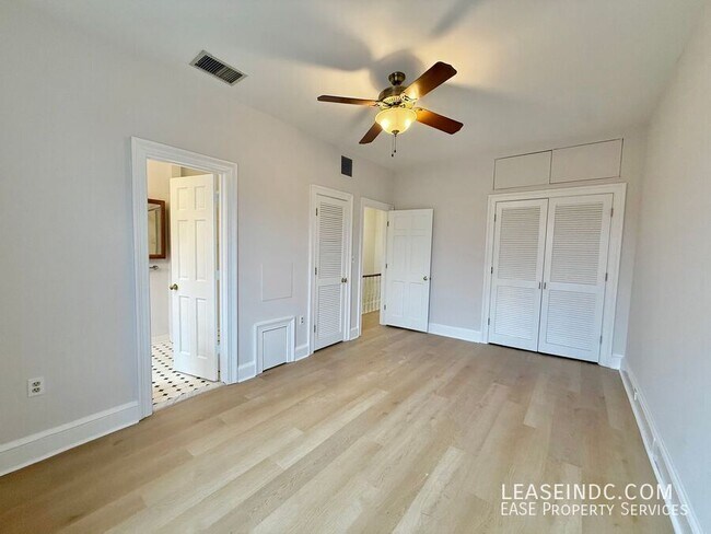 Building Photo - 1507 Vermont Ave NW