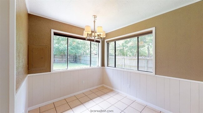 Building Photo - 1418 Magnolia Dr