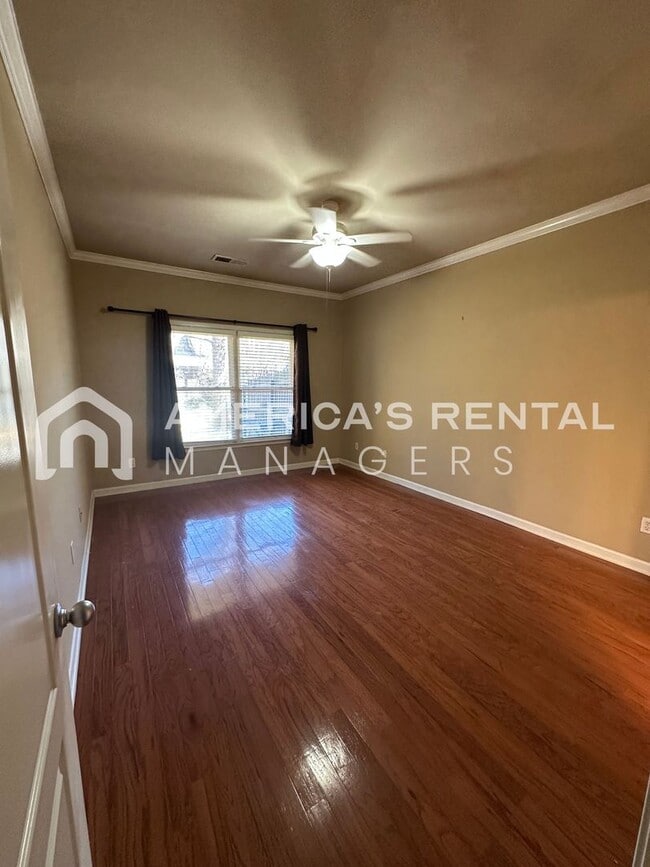 Building Photo - Beautiful Home for Rent in Birmingham, AL!!!! Available to View Now!!!