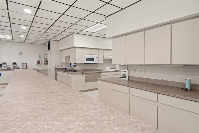 Building Photo - 3833 101st Terrace N