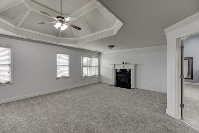 Building Photo - 4537 Grandview Pkwy