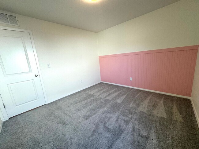 Building Photo - Stunning 3 bedroom, 2 bathroom home located in Bixby, Oklahoma!