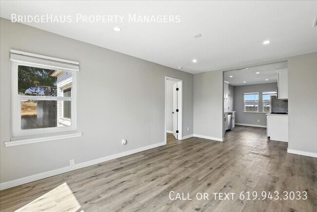 Building Photo - 4969 72nd St