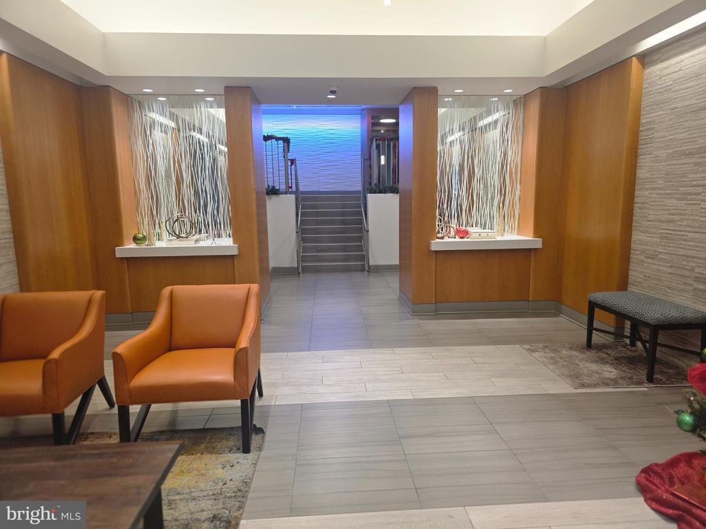 Building Photo - 350 G St SW