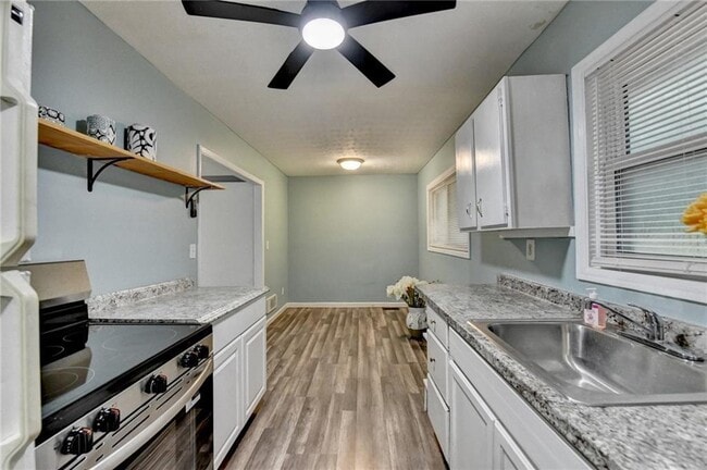 Building Photo - 103 Dogwood Ln