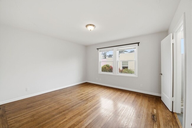 Building Photo - 1603 Ortega St