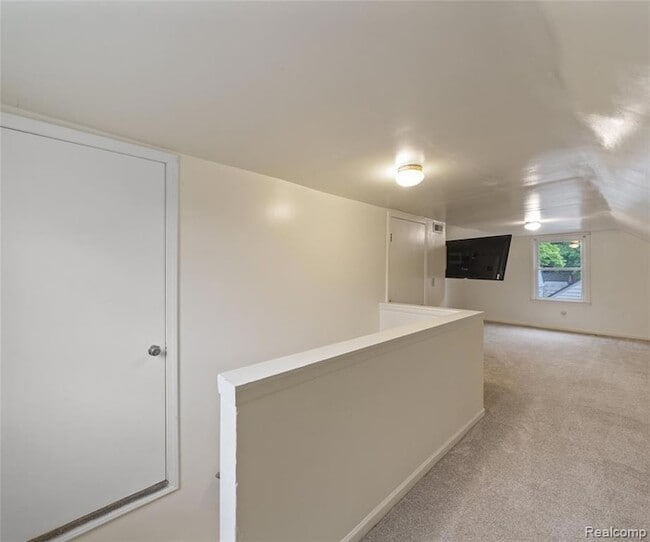 Building Photo - 2017 Harding Ave