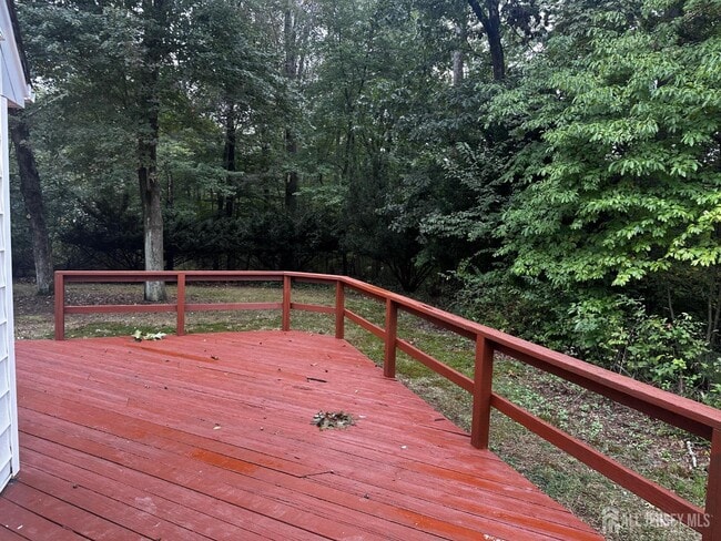 Building Photo - 7 Paul St