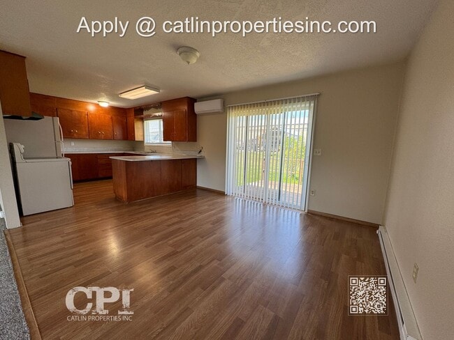 Building Photo - 3400 Columbia Heights Rd