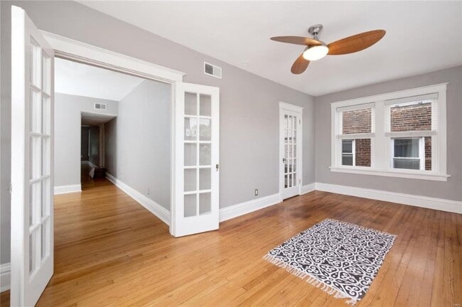 Building Photo - 6301 Southwood Ave
