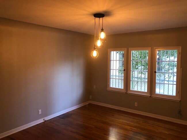 Building Photo - 1069 S Crescent Heights Blvd