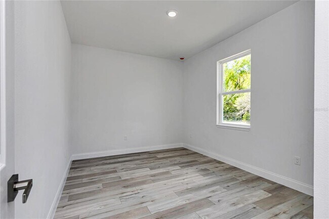 Building Photo - 16276 SW 17th Terr Rd