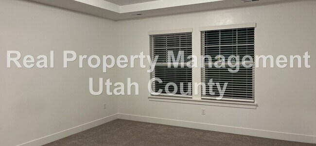 Building Photo - 891 N 1120 E