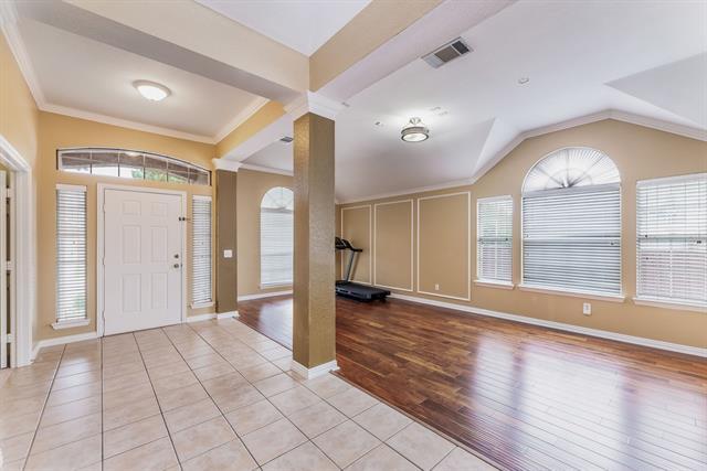 Building Photo - 2832 Bluffview Dr