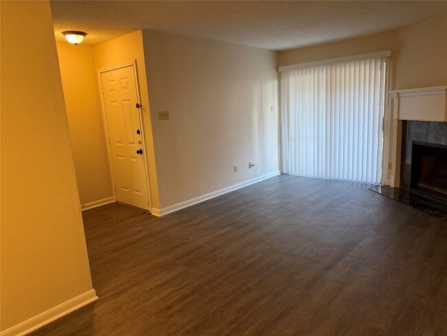 Building Photo - 2120 El Paseo St