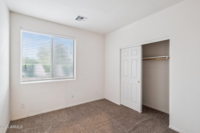 Building Photo - 33005 N 24th Ln