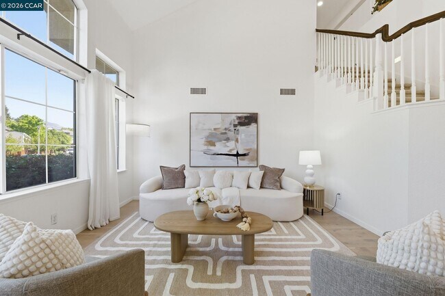 Building Photo - 601 Ambience Way
