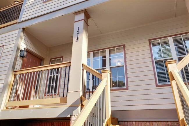 Building Photo - 1315 Stillwood Chase