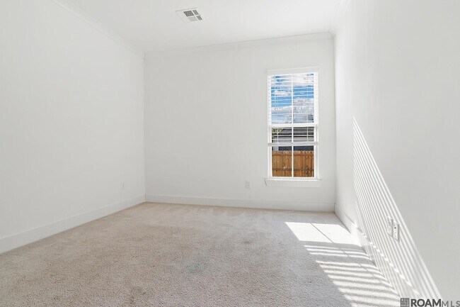 Building Photo - 802 Marlstone Dr