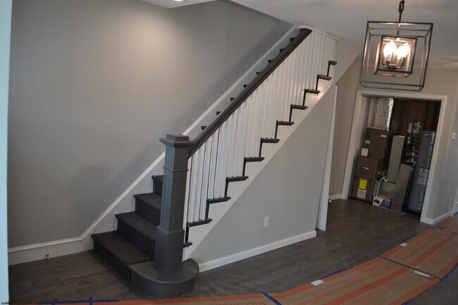 Building Photo - 103 N Harvard Ave