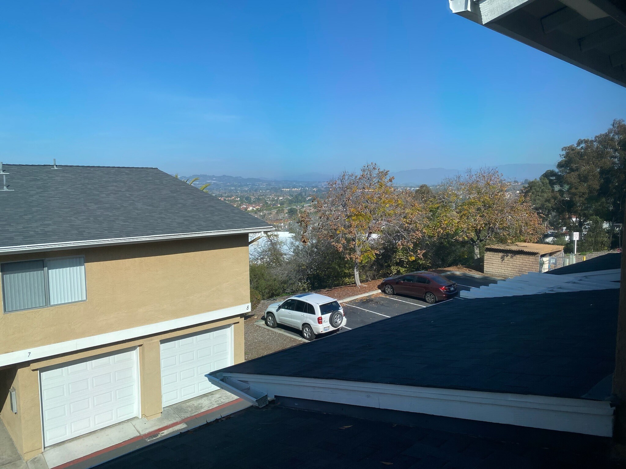 Building Photo - 4265 Mesa Vista Way