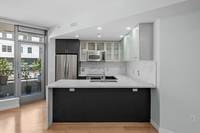 Building Photo - 1441 Ninth Ave