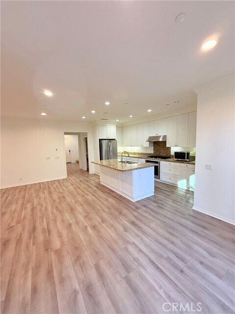 Building Photo - 53 Rockcress