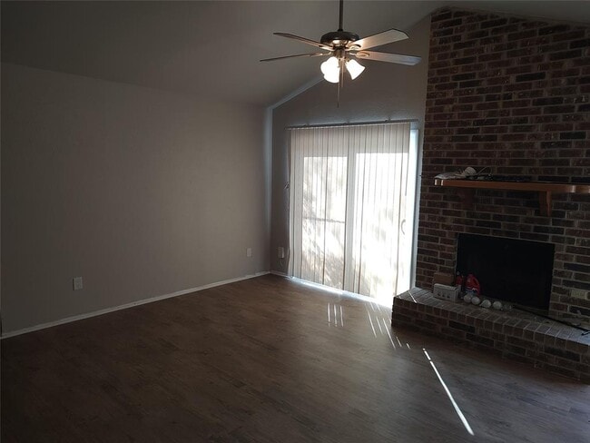 Building Photo - 7105 Treasure Cove