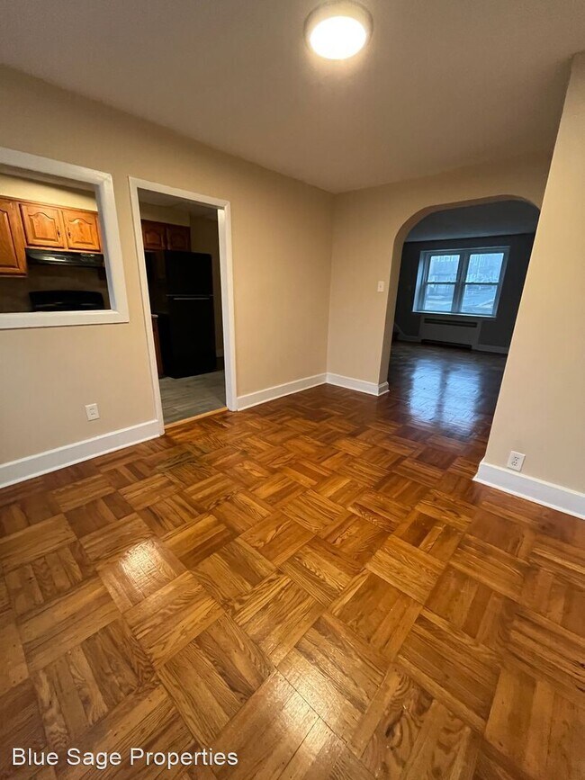 Building Photo - 3 br, 1 bath House - 126 Normandy Rd