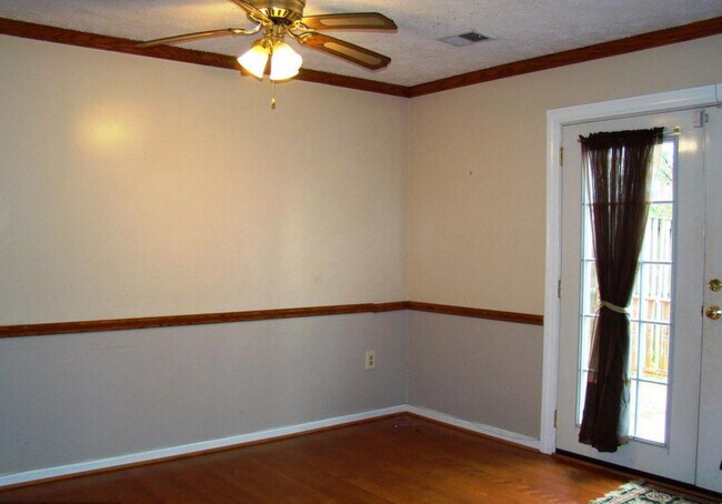 Building Photo - 6141 Sea Lion Pl