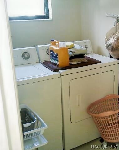 Building Photo - 760 E Gilchrist Ct