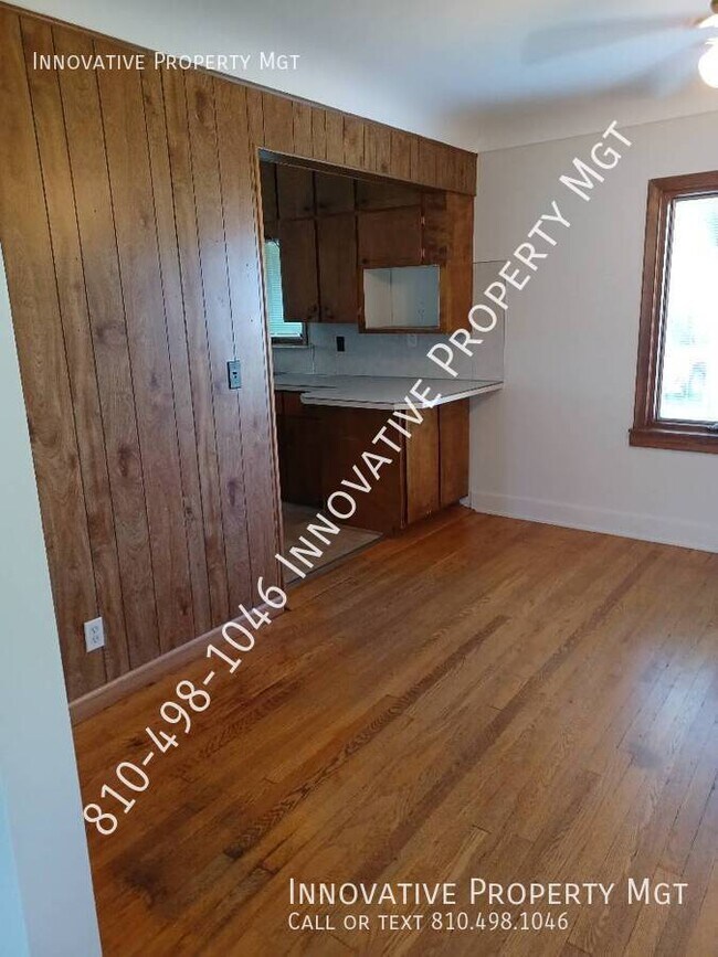 Building Photo - 5288 Richfield-