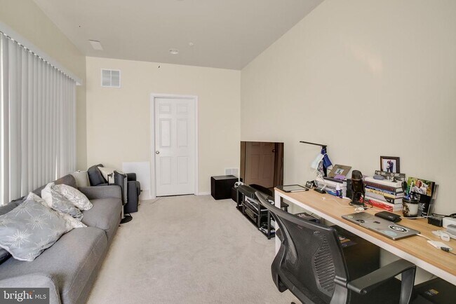 Building Photo - 4809 Stilton Ct