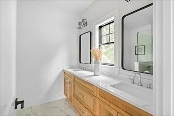 Building Photo - 453 Albemarle Rd
