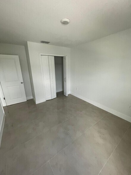 Building Photo - 2201 Aquifer Ln